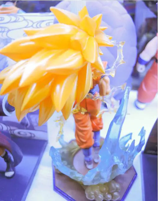 Dragon Ball figura Goku Super Saiyan fase 3